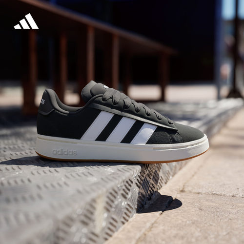 阿迪达斯轻运动男女经典休闲板鞋