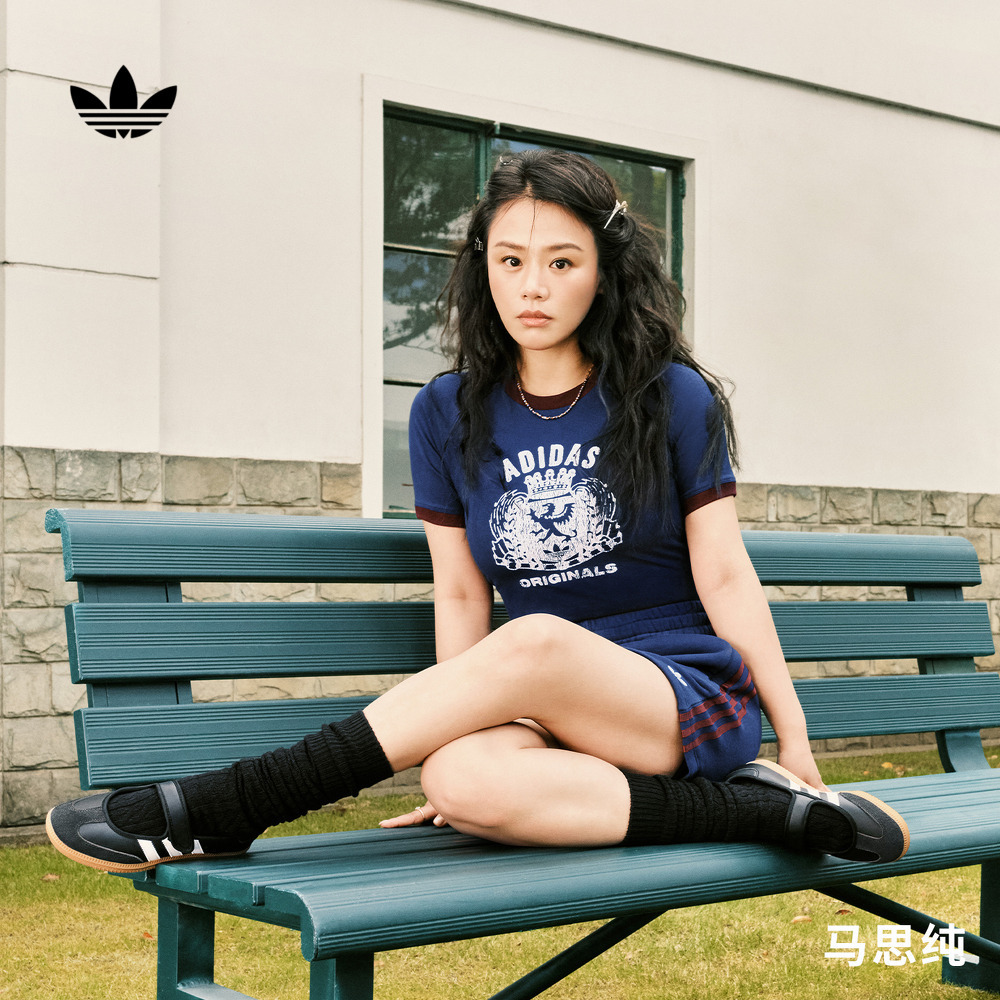 马思纯同款阿迪达斯三叶草女T恤