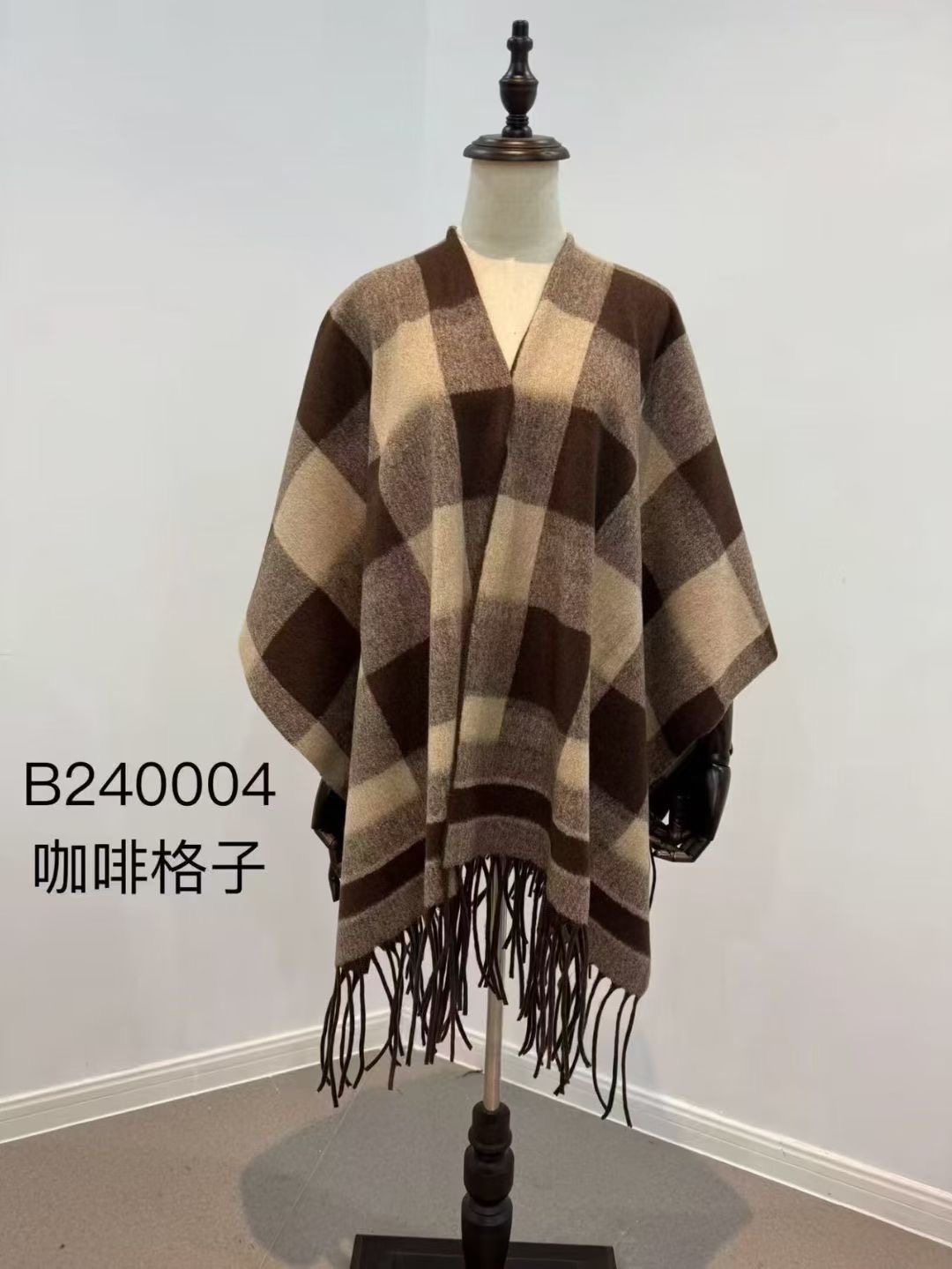 斗篷加大加宽围巾披肩两用女外搭蓝白色秋冬季格子围脖厚川西旅游