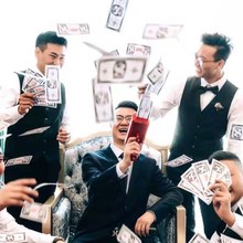 结婚接亲游戏小道具喷美金吐钞票恶搞整蛊新郎伴郎拍照喷钱吐钱枪