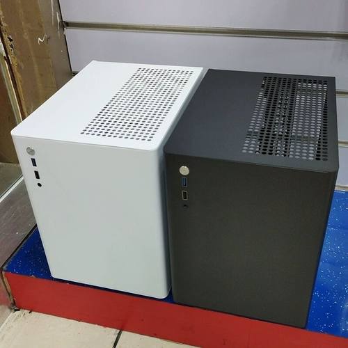 艾罗拉D5台式机迷你电脑小主机箱