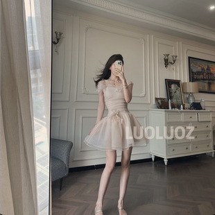 连衣裙JF811 高级感气质拼接立体花朵收腰短款 LUOLUOZ 梦幻花语