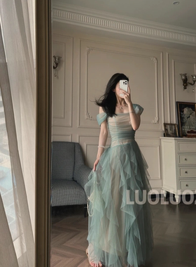 LUOLUOZ【梦幻星河】网纱一字肩连衣裙女仙气收腰不规则大摆长裙