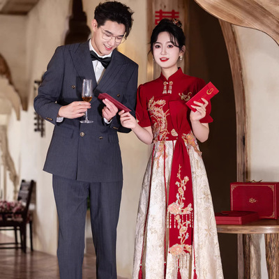 中式红色旗袍新娘敬酒订婚礼服