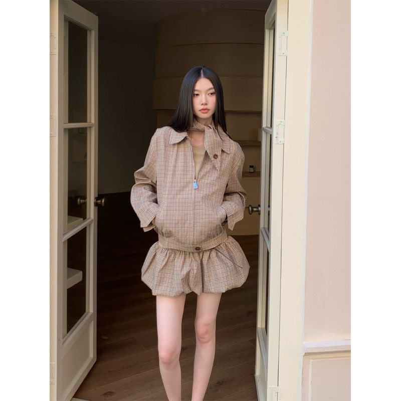设计感秋冬毛呢外套女士短款外套