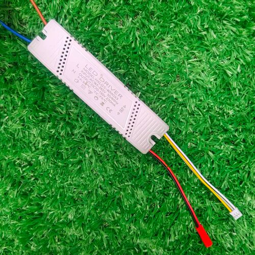 三驱四段侧灯带驱动电源25-40*3