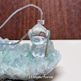 【齐天大圣】天然俏色翠绿幽灵水晶小猴子吊坠超可爱的美猴王项链
