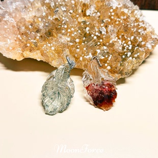 【好运金鱼】天然红绿幽灵小金鱼吊坠水晶锁骨链锦鲤附体