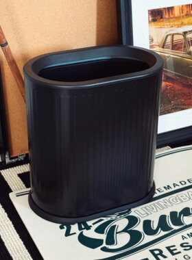 LIVINGBANK中古奶油垃圾桶暗黑夹缝卫生间家用客厅厨房无盖垃圾箱