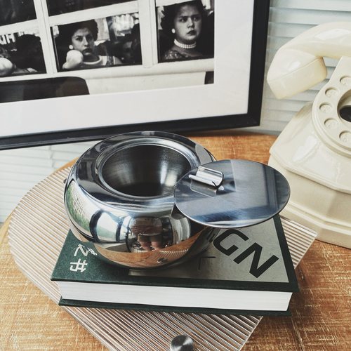 livingbank中古包豪斯烟灰缸带盖密封不锈钢烟缸INS复古民宿用品