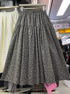 复古森系文艺碎花半身裙女2026秋季遮肉显瘦磨毛印花a字中长裙子