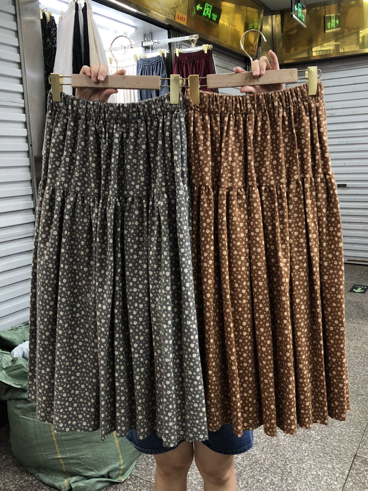 日系减龄碎花半身裙小个子长裙