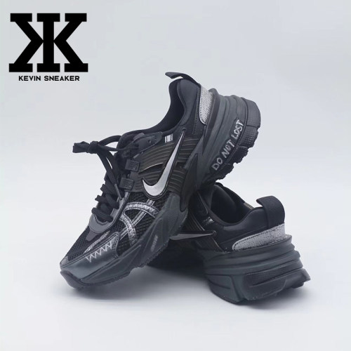 Nike耐克男女同款跑步鞋复古做旧