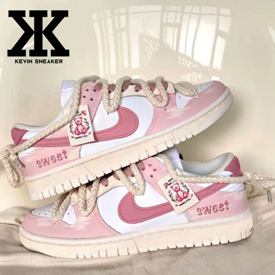 Nike耐克休闲系带女低帮板鞋