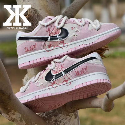 Nike耐克粉色兔子系带女低帮板鞋