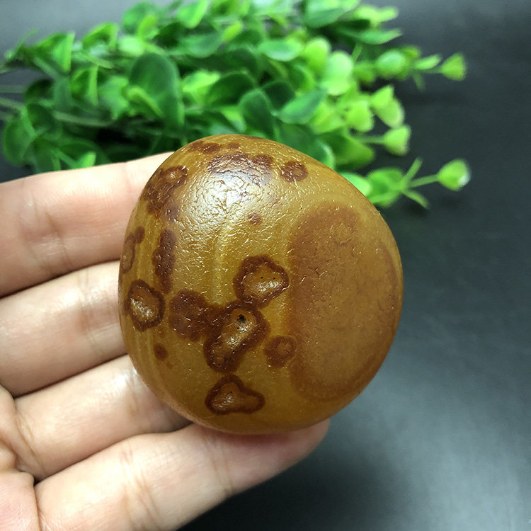 马达加斯加花纹籽料天然冰彩玛瑙马料原石石头手把件收藏奇石1977