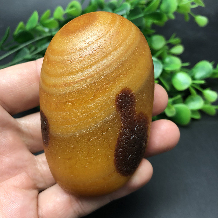 马达加斯加花纹籽料天然冰彩玛瑙马料原石石头手把件收藏奇石2378