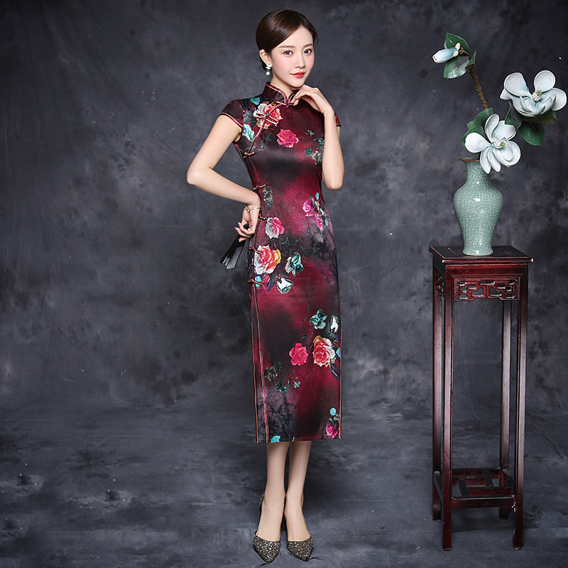 真丝旗袍2024春夏新款日常改良版时尚复古修身长款妈妈装连衣裙女