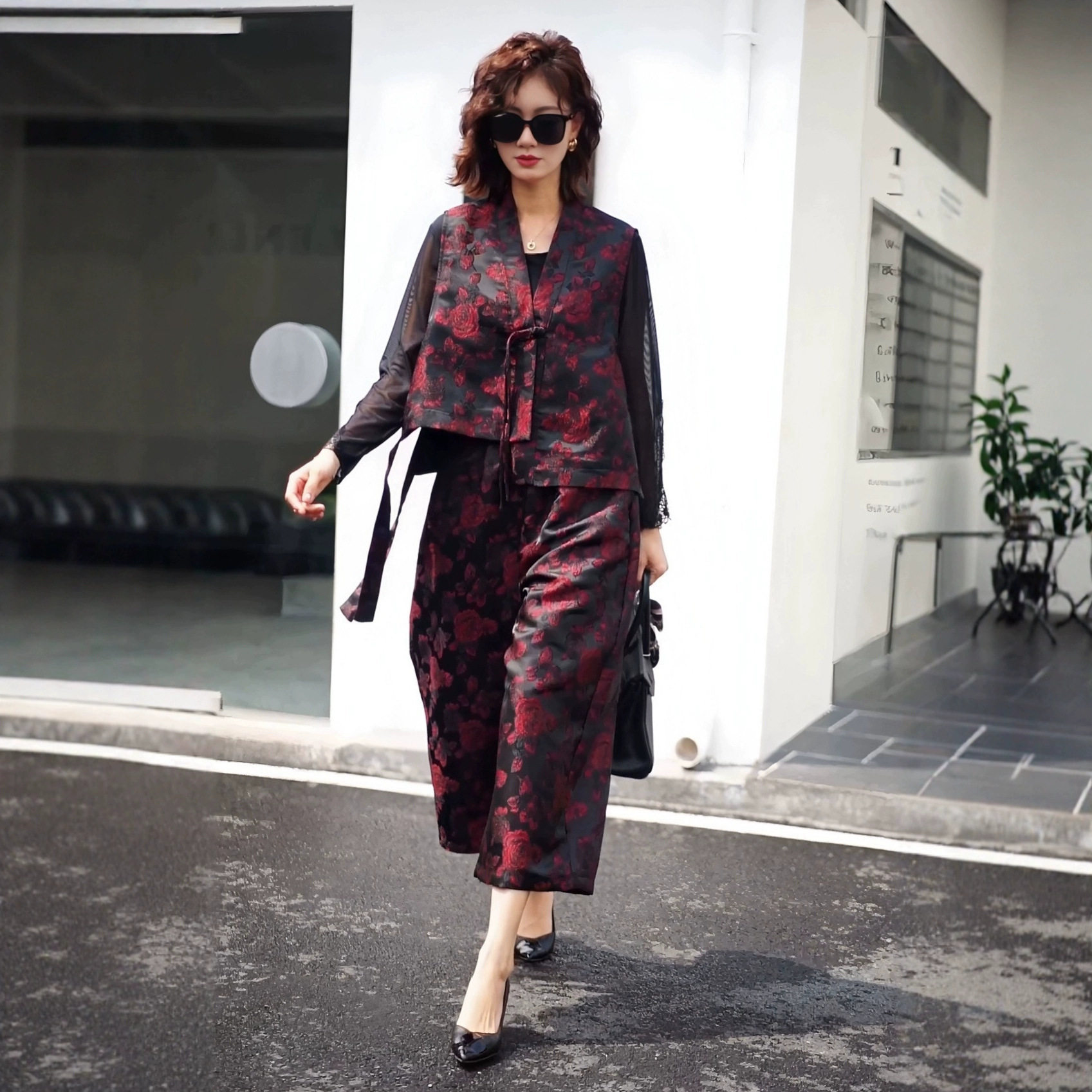 2025秋季高品质套装女大码新中式马甲上衣天丝提花外贸宽松阔腿裤,女装/女士精品,大码套装,淘宝优惠券,粉丝福利购,淘宝优惠卷