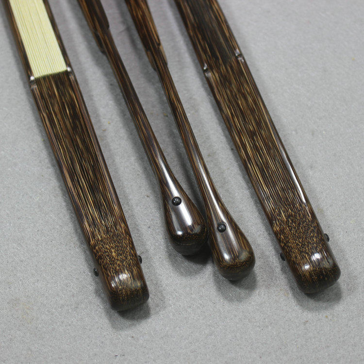 중국 스타일 놀이 접는 팬 전체 코어 갈색 대나무 95 인치 18 뼈 금 와이어 대나무 모양 팬 드립 헤드 유형 팬