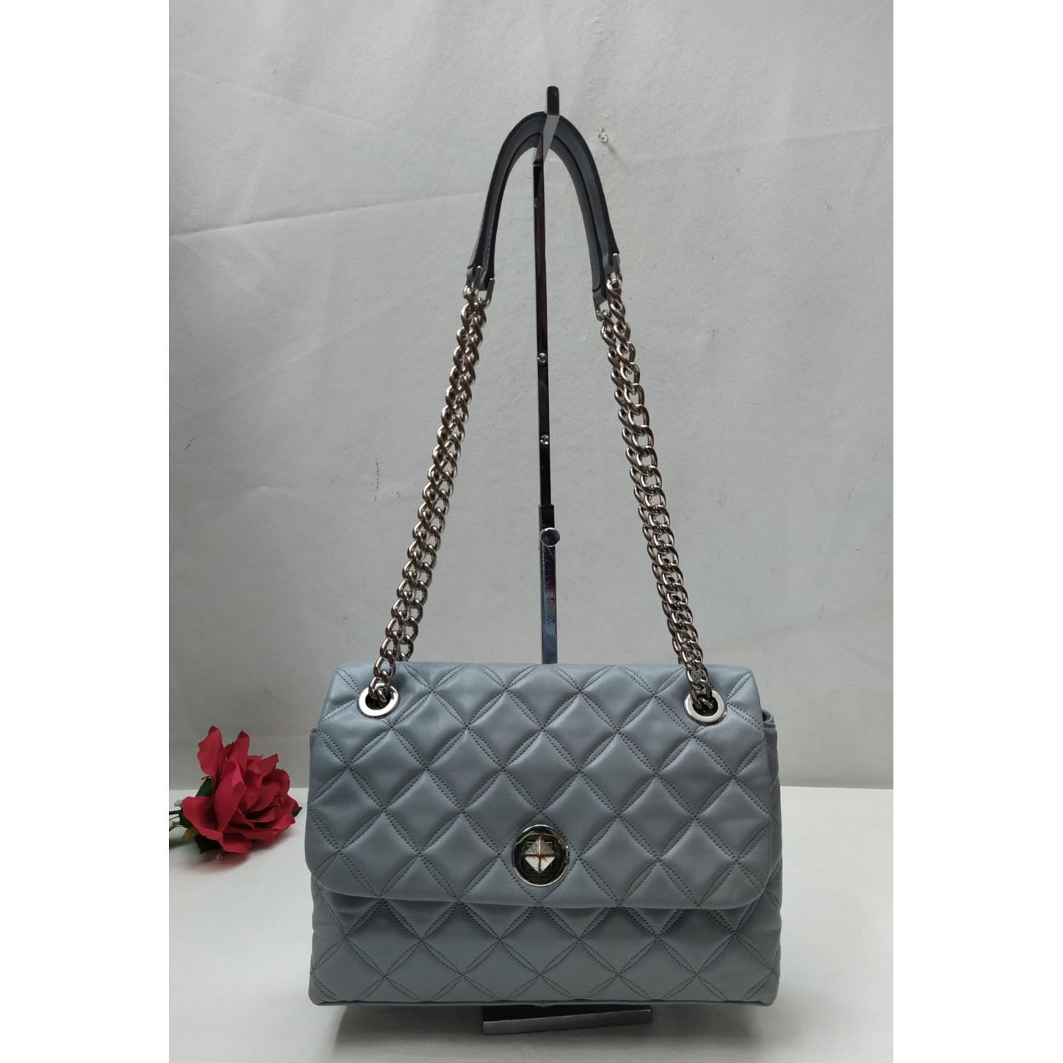 kate spade New York浅蓝色真皮被纹Turn Lock链斜挎包
