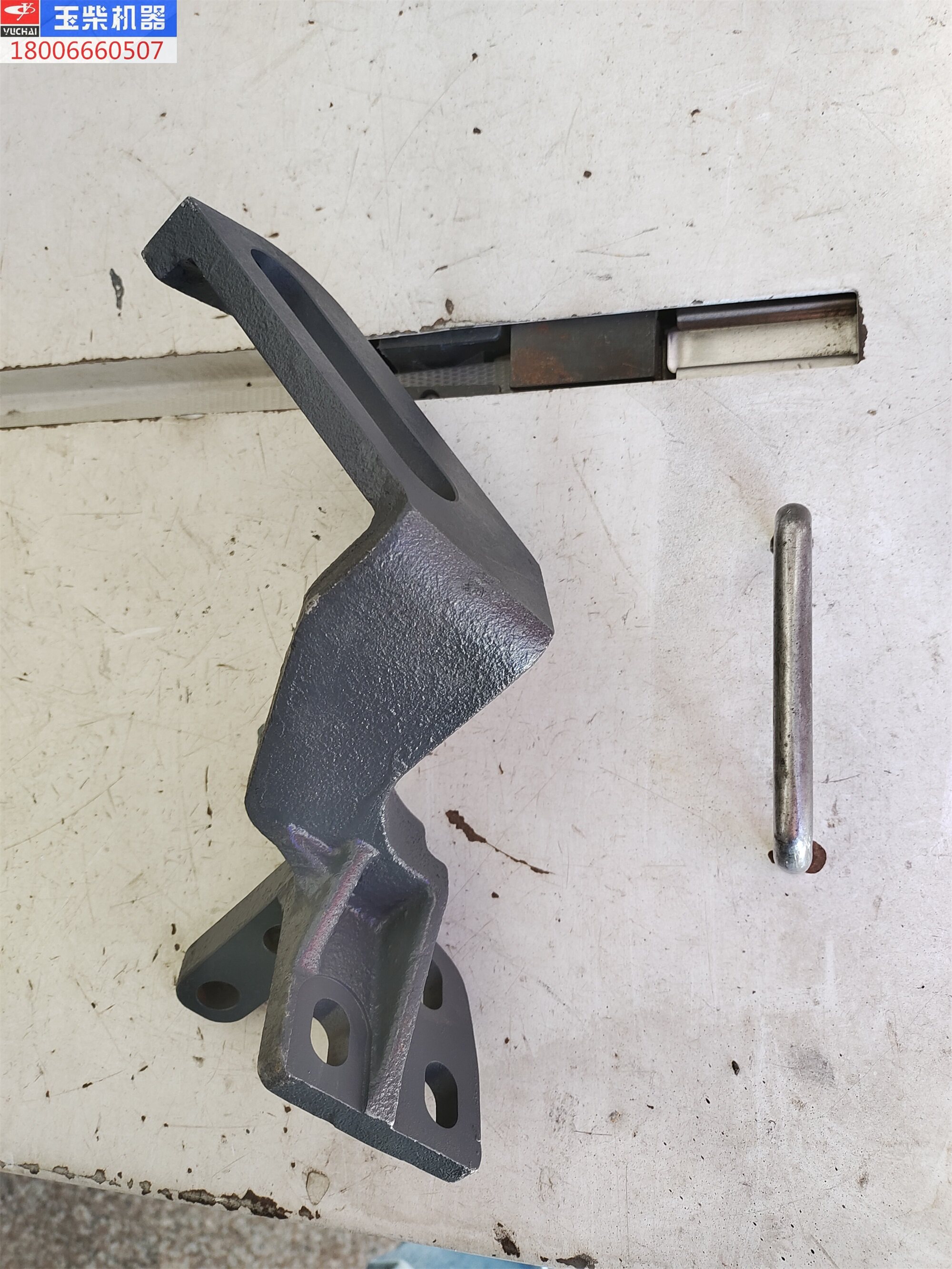 玉柴yc4s140 yc4s150 yc4s160 yc4s170 s52la-a 皮带张紧轮支架