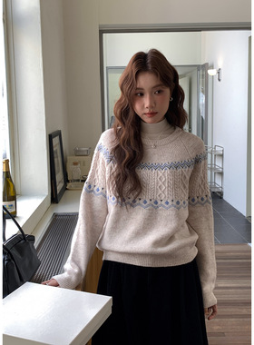 衣尔衫 韩系氛围 提花松弛感毛衣女新款显瘦百搭圆领复古上衣0754