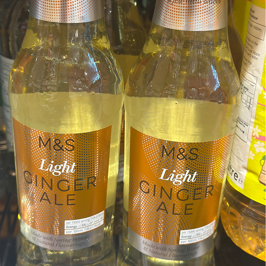 英国进口 M&S/玛莎低糖姜味汽水 light ginger ale 500毫升*2瓶图片