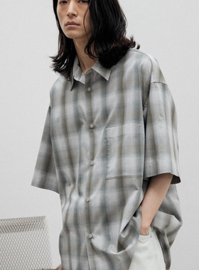 【3折】东京胖黄瓜日本代购 WYM LIDNM 格纹短袖衬衫 83840710