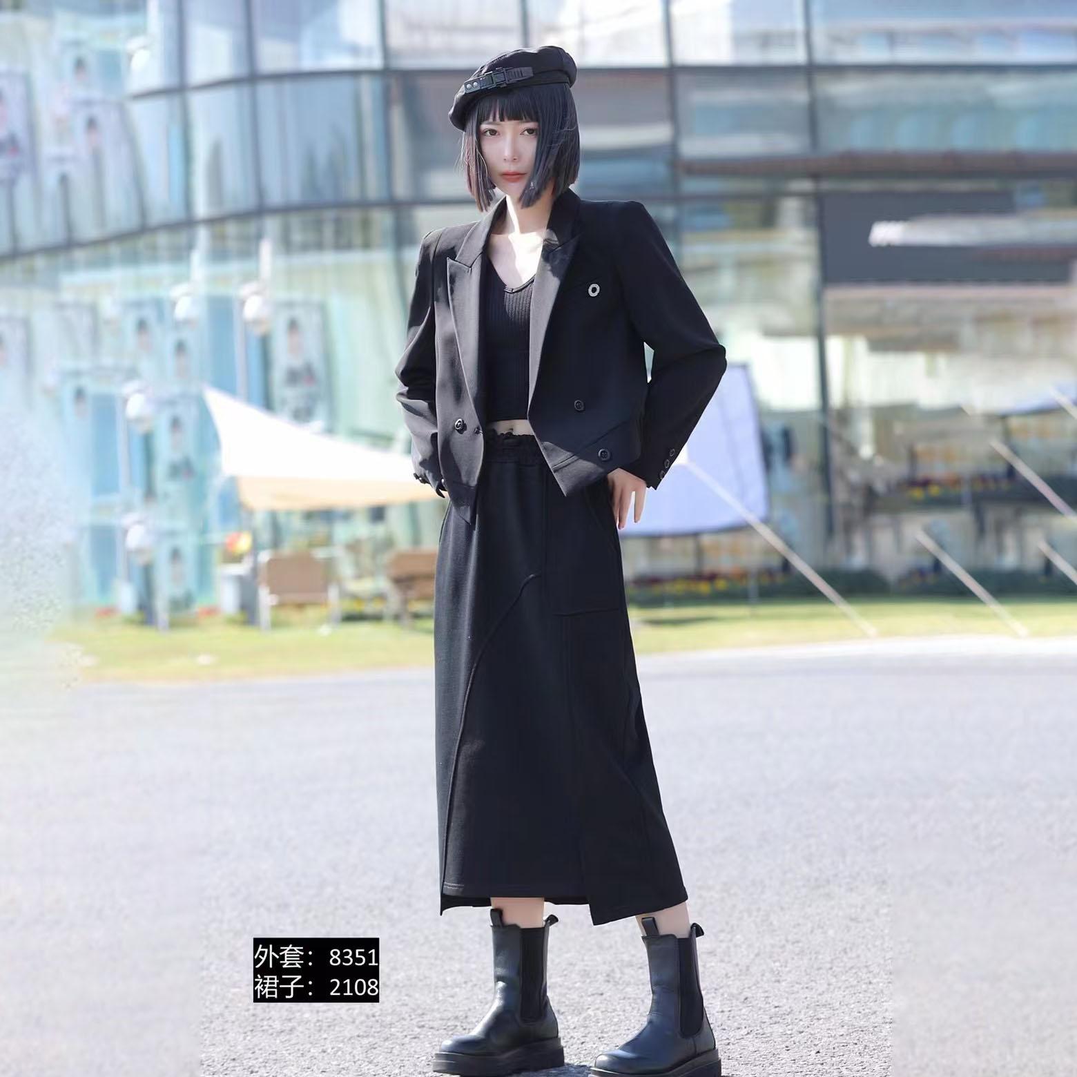 莫西摩时尚复古设计感山本风小众高级感西装外套半身裙W8351 2108