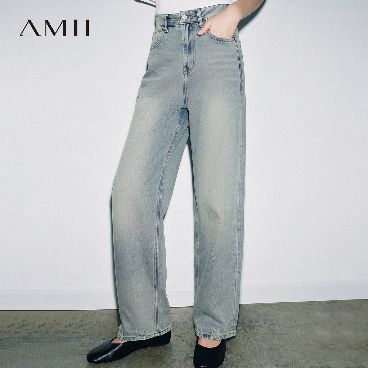 Amii2026秋新款复古丹宁风高棉直筒裤磨破牛仔长裤女做旧休闲裤子