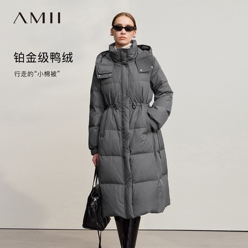 Amii休闲连帽抽绳收腰过膝长款羽绒服女2025冬季新款保暖羽绒外套