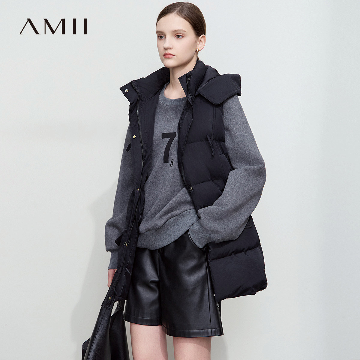 Amii【加厚棉马甲】冬款加厚休闲中长款连帽棉马甲女士马甲秋冬
