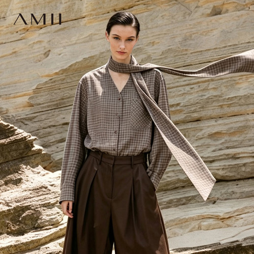 Amii2026秋新款都市游牧风飘带V领格纹长袖衬衫女衬衣宽松上衣