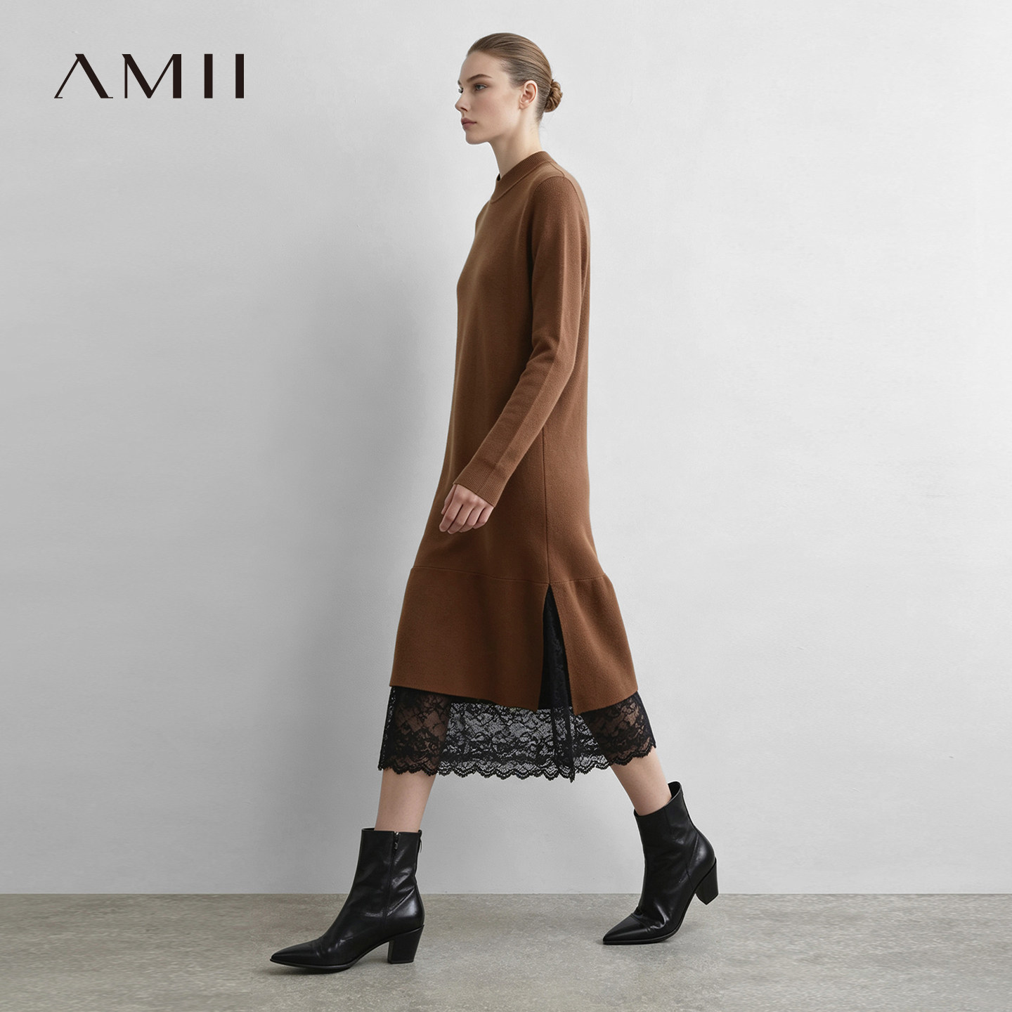 Amii2026秋新款优雅通勤风拼蕾丝针织裙连衣裙女半高领侧开衩裙子