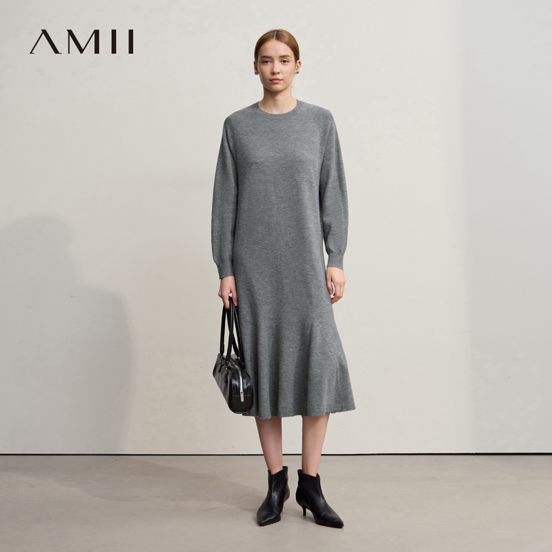 Amii极简荷叶边鱼尾裙摆针织连衣裙女秋冬宽松中长款内搭毛衣长裙