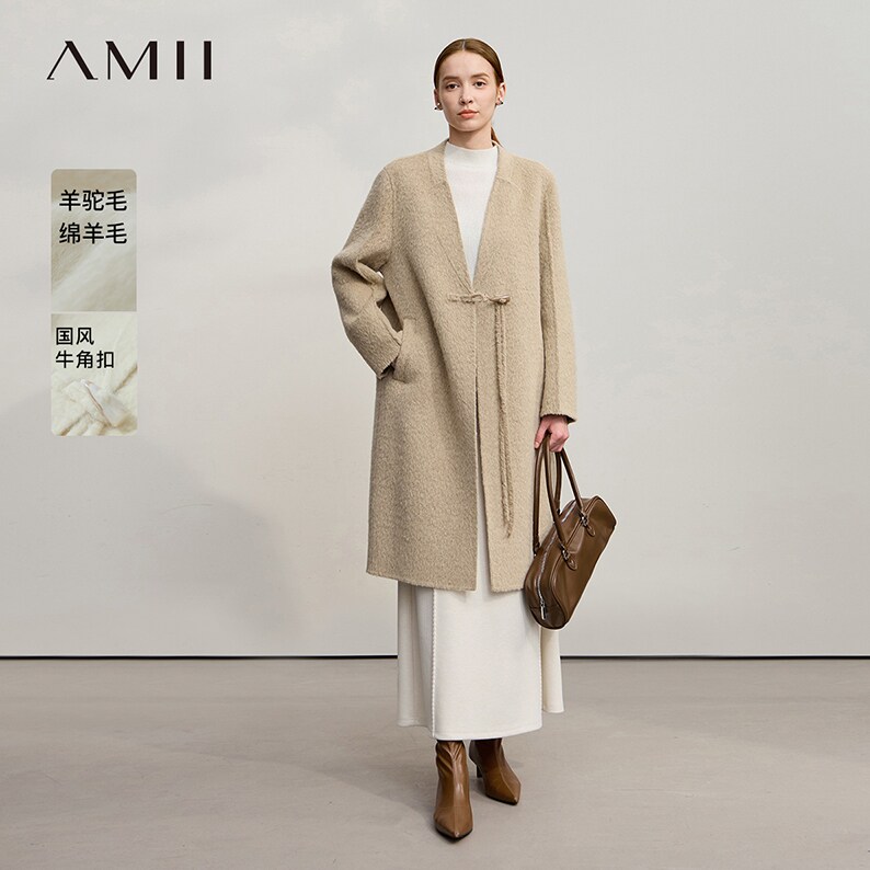 Amii2026冬新款新中式国风V领羊驼毛羊毛双面呢女牛角扣毛呢大衣