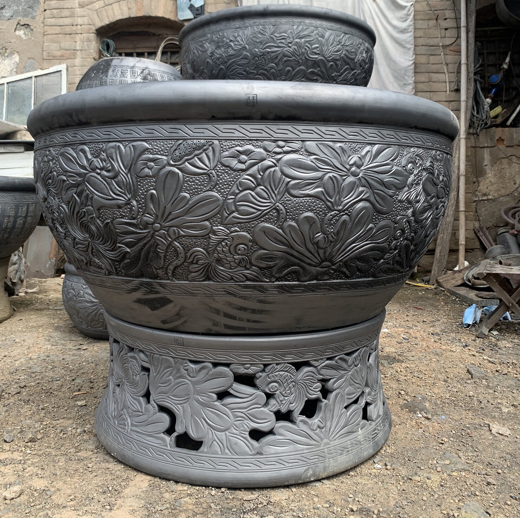 超大鱼缸 老北京鱼盆大号鱼缸一米直径大鱼盆 百福盆虎头盆荷花缸