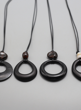 树脂木扣中长款圆环镂空吊坠项链女民族风毛衣链条挂链挂脖配饰