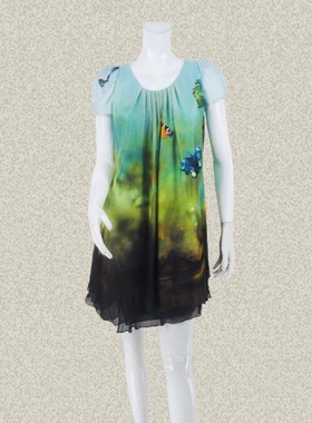 裘TN 正品 清新渐变印花泡泡袖宽松遮肚女夏季桑蚕丝连衣裙 21152