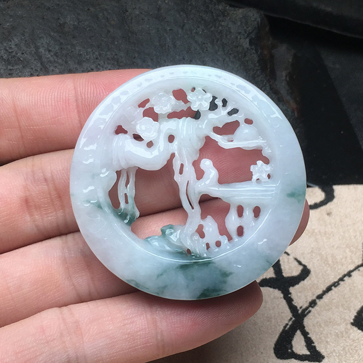 天涯悟道隆慈缘A货翡翠挂坠