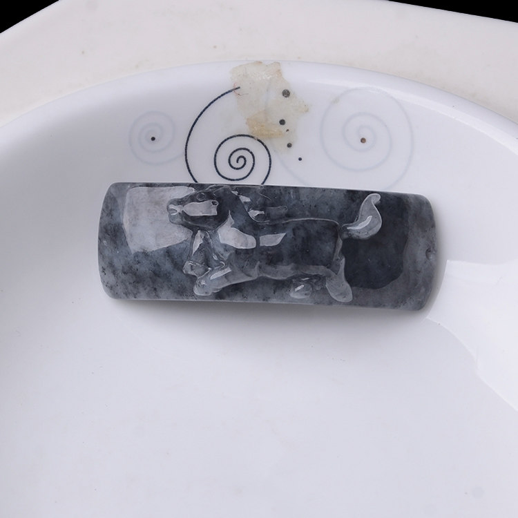 z隆慈缘玉器乌鸡种翡翠马生肖手牌缅甸保真老坑A货玉马编织弯条女