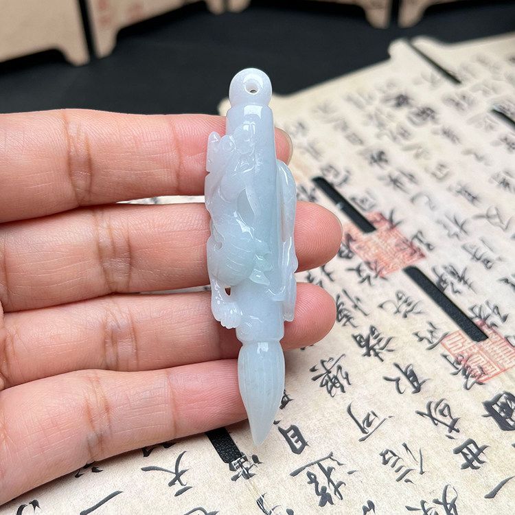 缅甸A货冰糯原矿翡翠毛笔吊坠