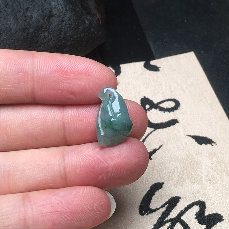莲子隆慈缘A货翡翠吊坠