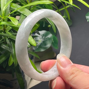 隆慈缘缅甸原矿A货翡翠62mm手镯冰糯种淡绿手镯大圈口手镯轮胎镯