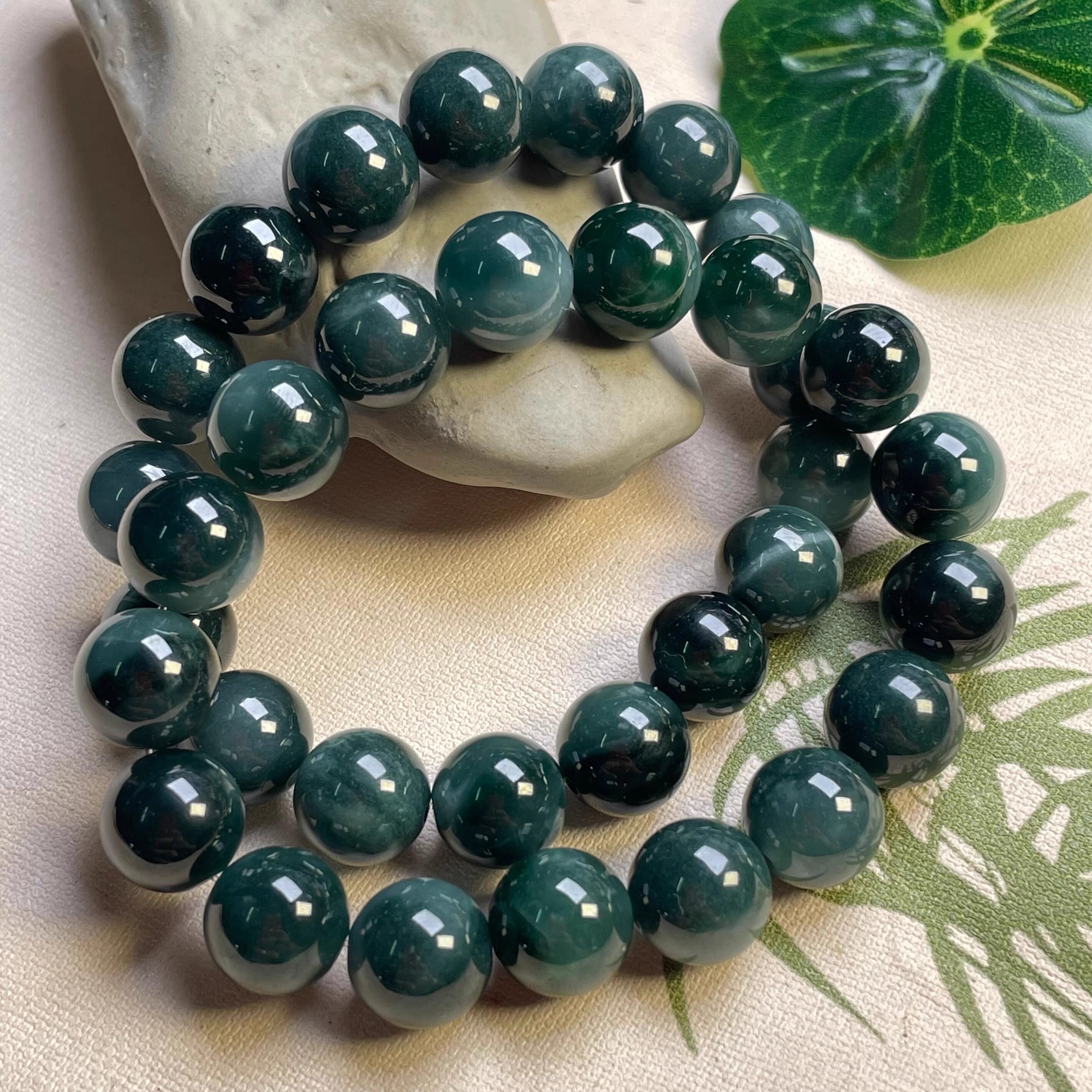 隆慈缘原矿翡翠A货12mm冰糯蓝水半月飘花手串圆珠手串玉石手链