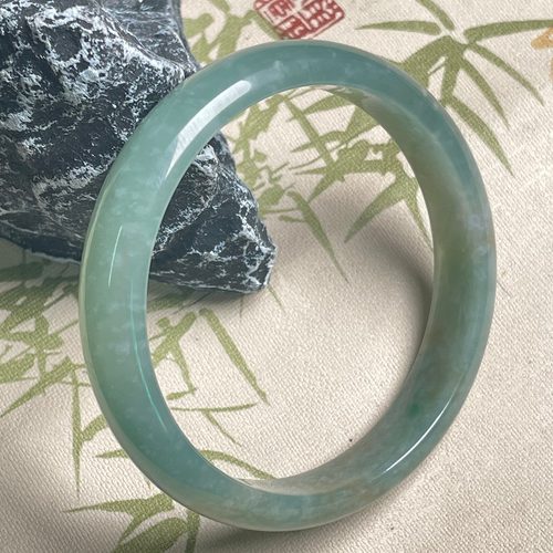 隆慈缘原矿A货翡翠57mm手镯冰糯种浅绿手镯玉石手镯平安镯