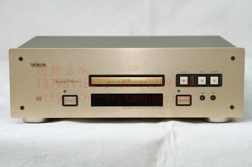 Teac/第一音响VRDS-10SE签名版发烧CD机 原装日本生产使用电压220伏 机器原装无修磨 无任何问题 各功能都正常使用 状态好 激光头性能也非常的强读碟通杀秒读不卡碟 机器采用了两块TDA-1547解码芯片和两块飞利浦SAA-7350组成两组立体声的DAC-7线路.