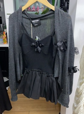 AP品牌撤柜黑色抹胸吊带女夏季蝴蝶结纯欲短裙收腰蓬蓬花苞裙子