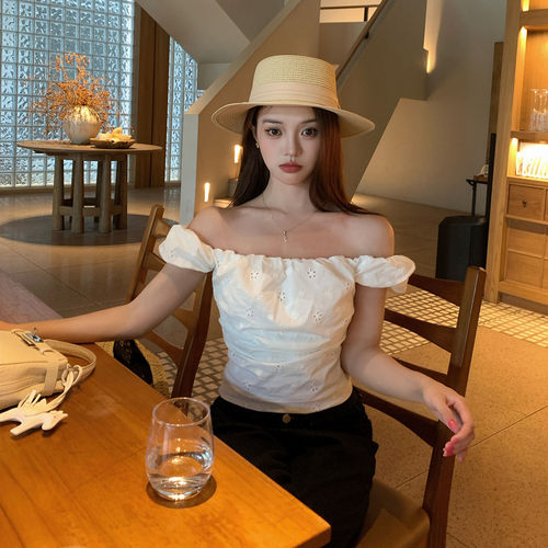 栗子妮妮「夏日小雏菊」一字肩衬衫女春夏设计感修身显瘦短款上衣
